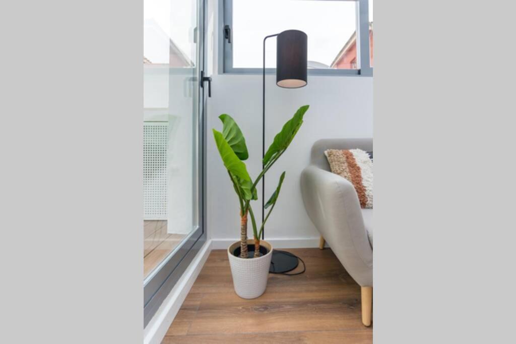 Tgh/ Center Western Style Apartament